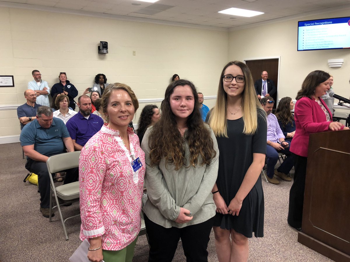 Congratulations to our CHHS DECA and HOSA students who were recognized at the school board meeting today. Great Job! #RaiseTheFlag #CorinthCrew <a href="/CHHSPirates/">Corinth Holders High</a>