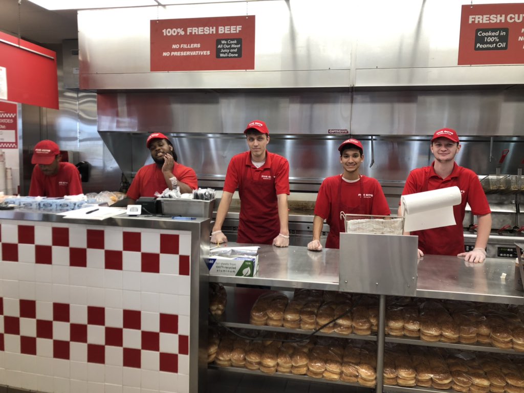 FiveGuysCFL's tweet photo. Come out to Waterford Lakes to support Timber Creek High School PTA! 10% of all sales until 9 PM will be donated back to their organization. Our staff is ready for a great spirit night tonight! #FiveGuysSpiritNight https://t.co/yjAzwh3PVK