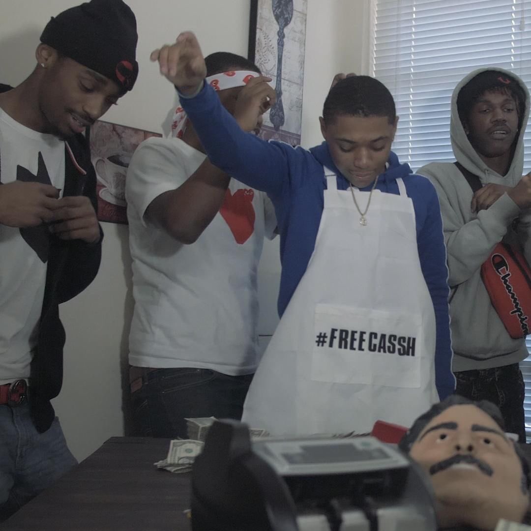 BandoBaby635's tweet photo. Chicken man Freestyle ‼️‼️OUT NOWWW🐔🐔🏃🏽♂️🏃🏽♂️🏚👶🏽Link in my bio📍#FreeCassh🔓 https://t.co/Y2IN0tzbWx
