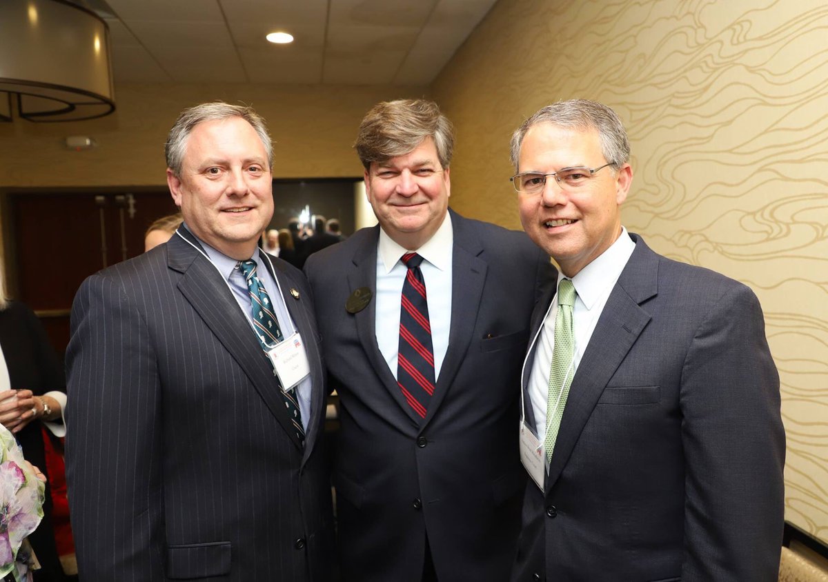 BradMendheim's tweet photo. It was great to be with Judge Richard Minor (Court of Crim. Appeals) and Judge Bill Thompson (Court of Civil Appeals) at The Alabama Federation of Republican Women dinner last week! @ALGOP @JudgeMinor #alpolitics #algop #afrw https://t.co/n1S8v1Ndq7