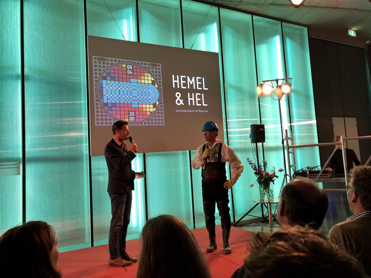 het_lab's tweet image. Uitsmijter van de @CASAarnhem avond: onze animatie voor de Nachtgracht (die naam hebben we ook verzonnen, ja 😊)
Voor wie m nog een keer wil zien:
youtu.be/U9HdszvYoOA
#animatie #campagne #arnhem #nachtgracht