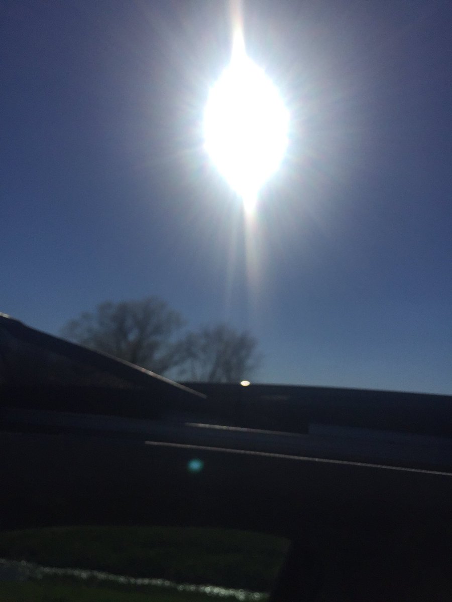 sbowen317's tweet photo. What a great way to end the day… with sunshine! #OpeningTheSunroof #SunglassesNeeded https://t.co/L7Bxga279L
