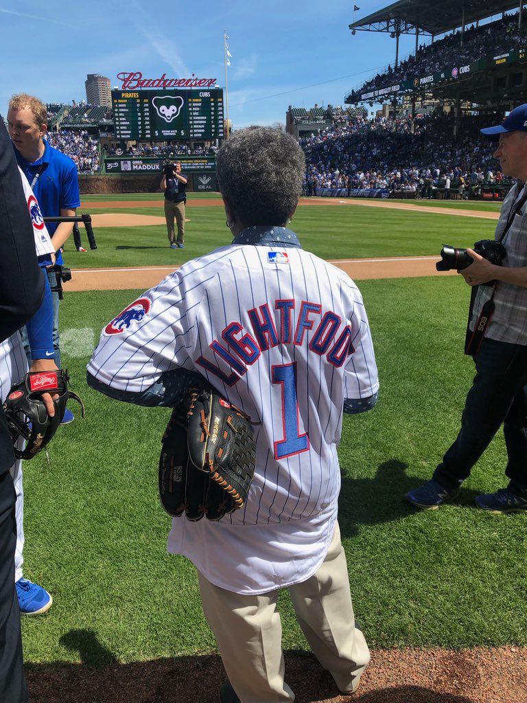 LoriLightfoot's tweet photo. ICYMI—I joined the @Cubs for opening day at Wrigley Field yesterday. Here are some photos from behind the scenes! #EverybodyIn https://t.co/JI048U0kKS