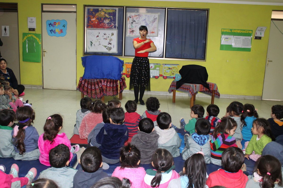 Cuentos cuentos...Cuentos! A l<a href="/s/">『S』</a>  niñ@s les encanta! IV Festival de narración oral "Independencia te cuenta". 
Hoy visitamos Jardín Infantil Balmaceda, Escuela de párvulos Antuhuilen y Jardín infantil Gabriela Mistral. 
Felices cuentos!
<a href="/culturas_cl/">Ministerio de las Culturas</a>  <a href="/snbp/">Shaifur Bagum</a> <a href="/Muni_Indep/">Municipalidad de Independencia</a>