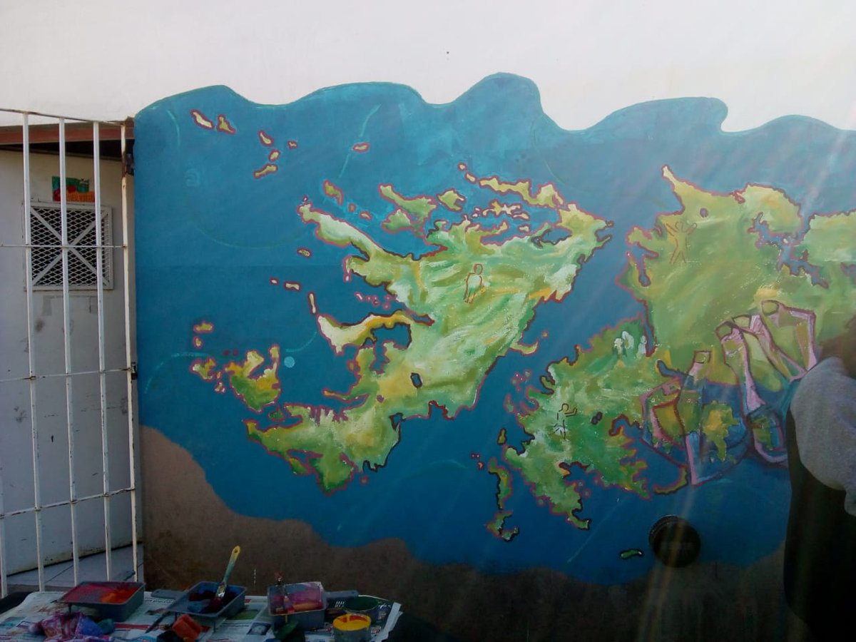 CieMoron's tweet photo. CIIE MORÓN / EP N° 12 / Conmemoración del "Día del Veterano y Caídos en Malvinas"
Mural realizado por alumnos de la Prof. Valeria Acosta, con el acompañamiento del E.T.R. CIIE MORÓN Prof. María Eggers Lan y Prof. Gustavo Faccini
#BAHEDfc
#CIIEMoron50Años https://t.co/emG1yGNltn