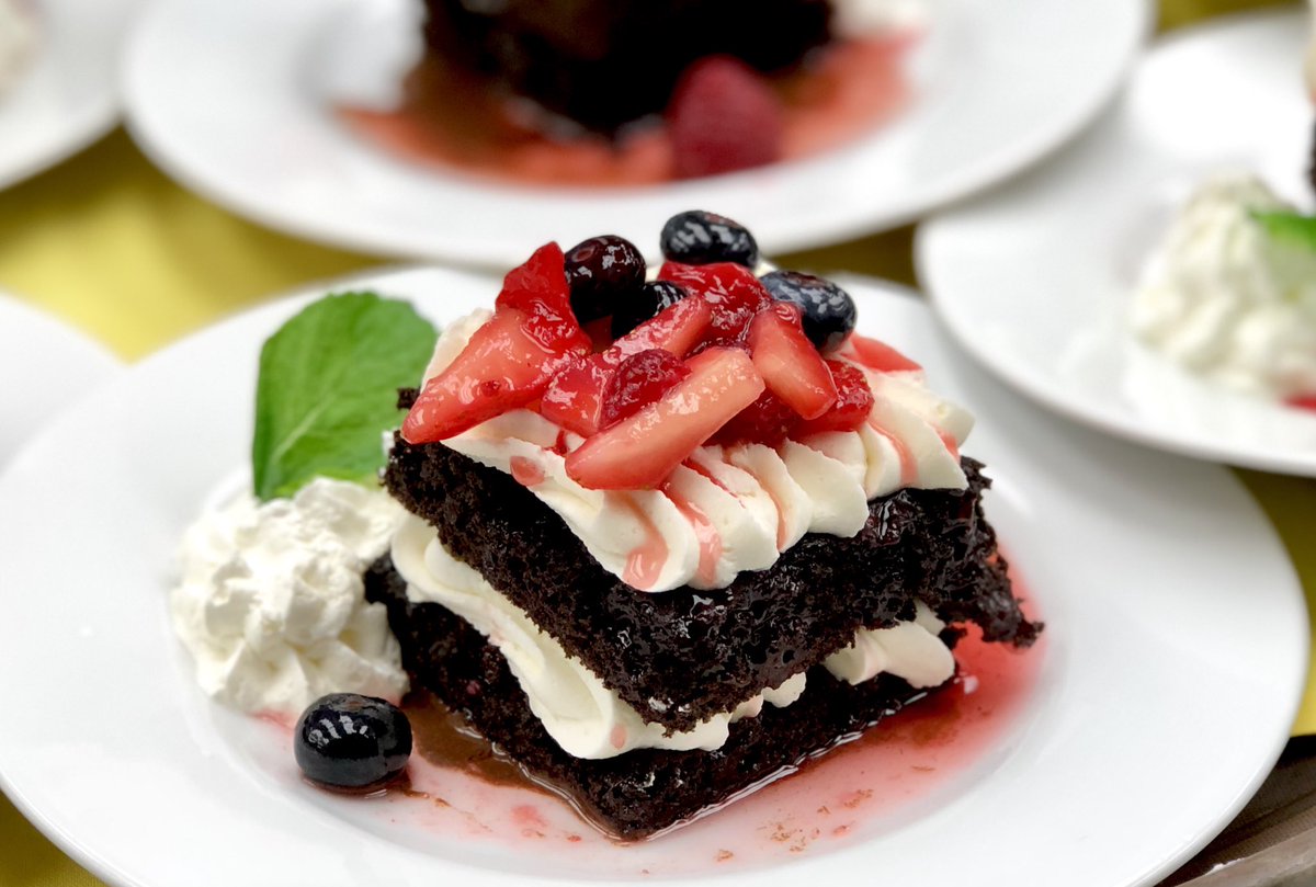 300 beautiful deserts for today’s luncheon