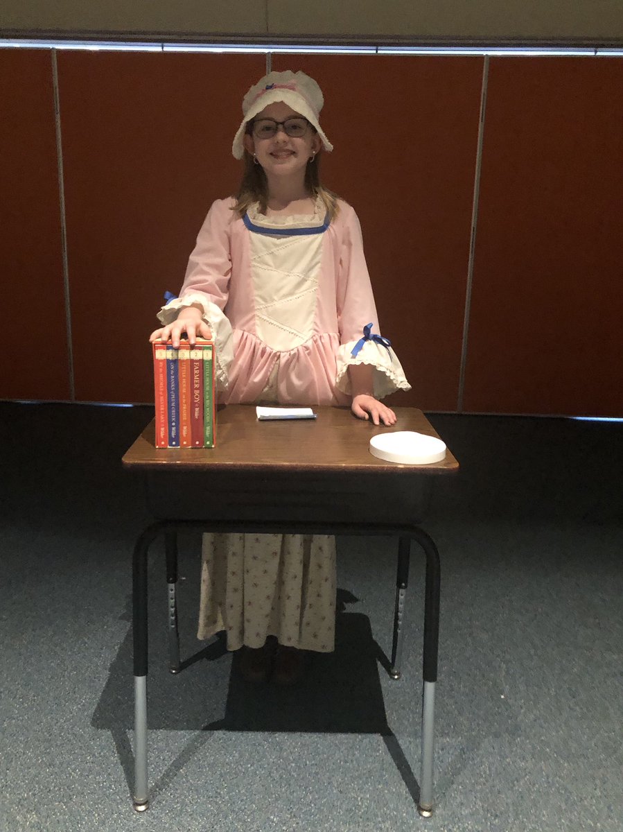 mrsgrun4th's tweet photo. More #WaxMuseum2019 @MrsNCurry @Schwein4th @gianina_meli #FESFourth https://t.co/7QNkEfefW0