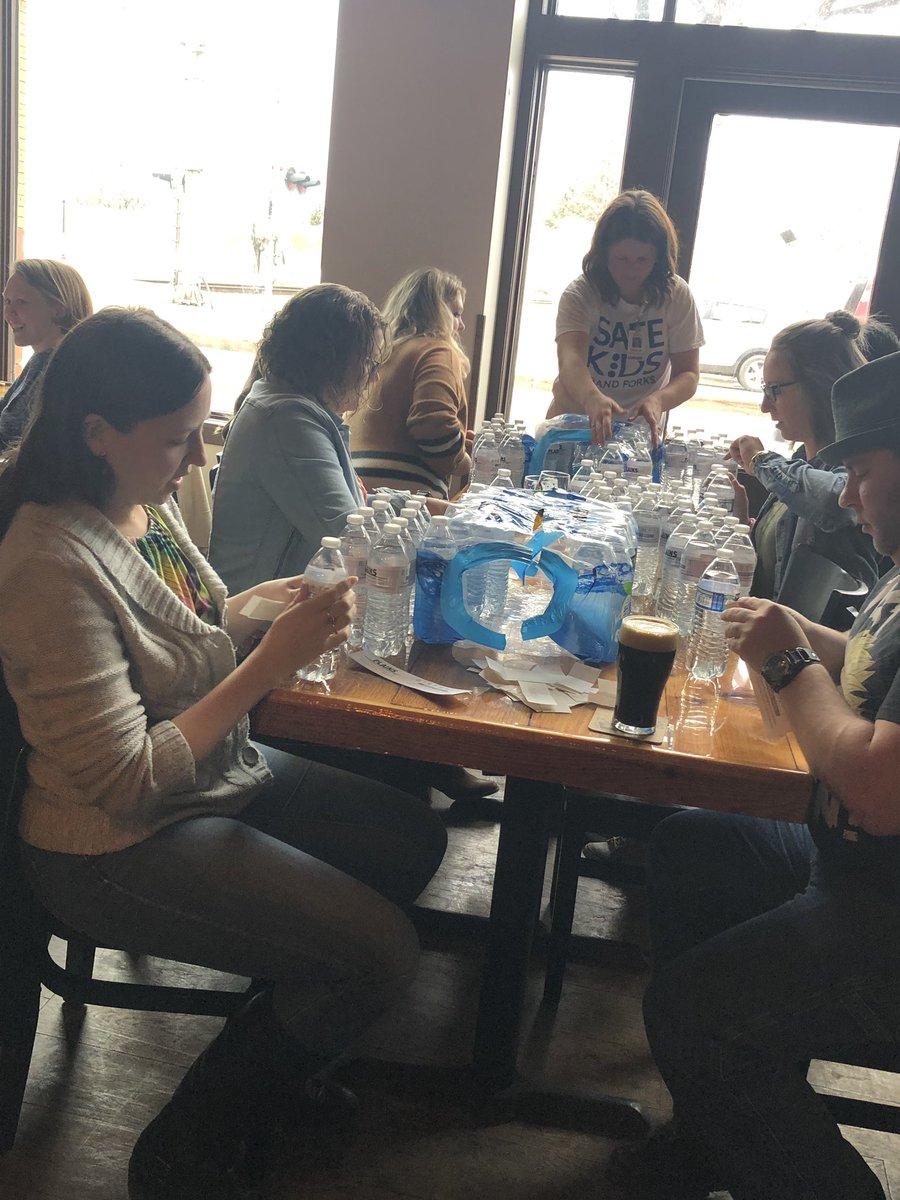 Speed Volunteering is underway at <a href="/RhombusBrewery/">Rhombus Brewing Co.</a>! #NationalVolunteerWeek #GGFYP #GFiscooler