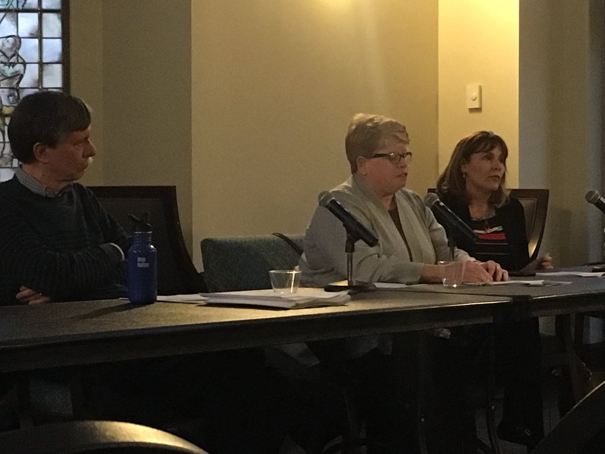 SignsofPVD's tweet image. Homeless families can’t even get into shelters. The housing system is broken. It’s time to protest. - Freitas, Brophy, and Hirsch at PC