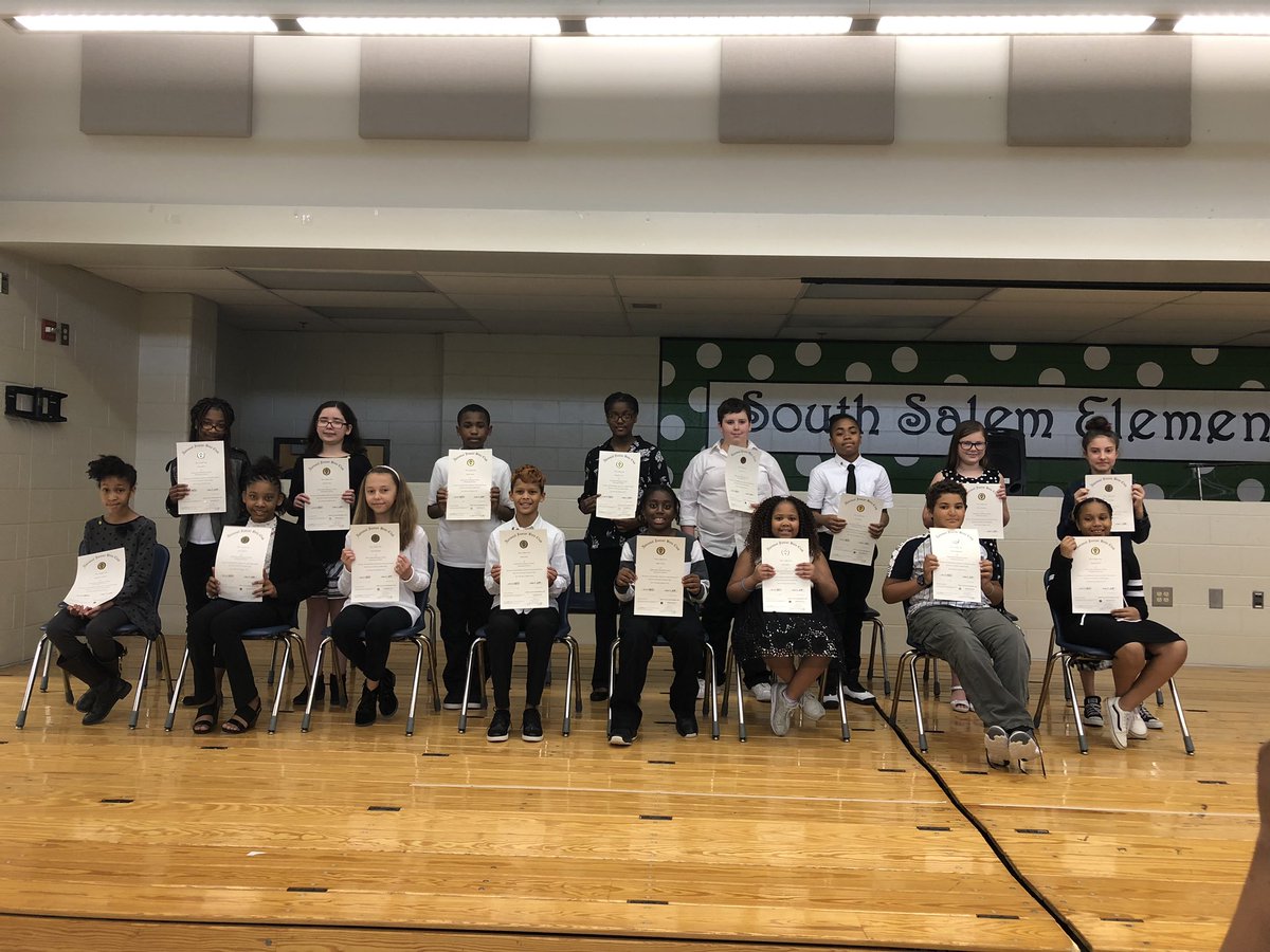 SSE_SThomas's tweet photo. 2019 SSES BETA Club. @SSE_NEWTON https://t.co/4JAlvFvqDx