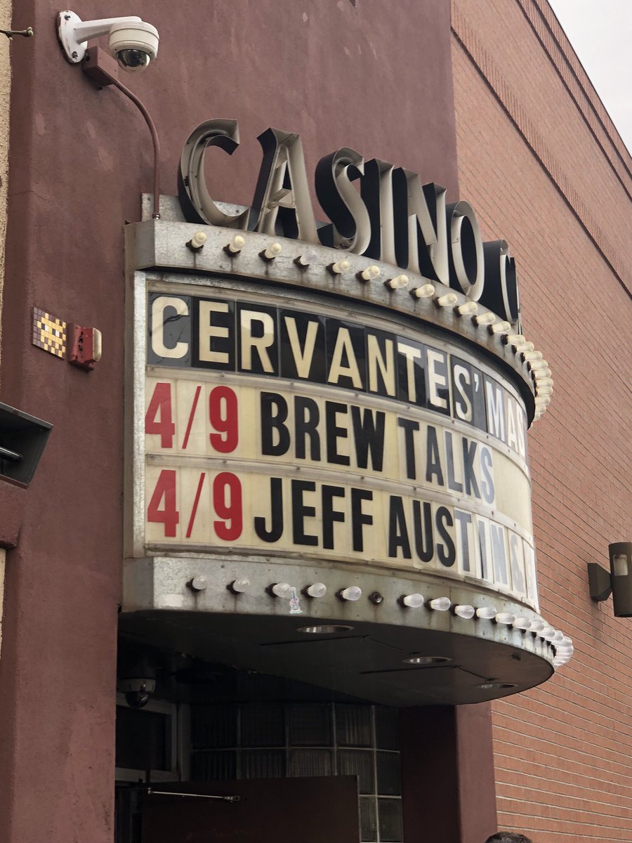 hoplightsocial's tweet image. Time for #BrewTalks with @Brewbound and @dogfishbeer! 🍻

#hoplightsocial #hoplightinsight #CraftBrewersCon