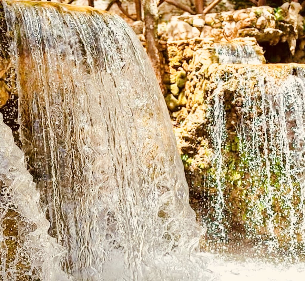 c_juridico's tweet photo. Hermoso hotel ecológico ubicado en la provincia de Hato Mayor, con acceso a 14 piscinas de aguas naturales con cascada 😱😍.

Mayor información,
Lic. Miguel Jiménez,
829-869-8888 https://t.co/VzDvZHyLgh