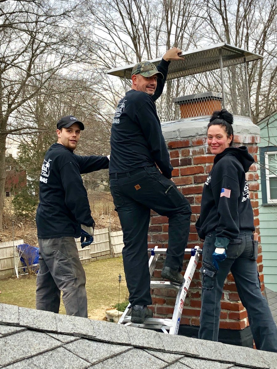 RChimneysweep's tweet photo. The best way to avoid a #chimney fire or any problems is to properly maintain your flue.
An annual visit from our team will keep your family safe and warm - great seeing you as always Levine Design! #Framingham https://t.co/VzzD4YZJEg