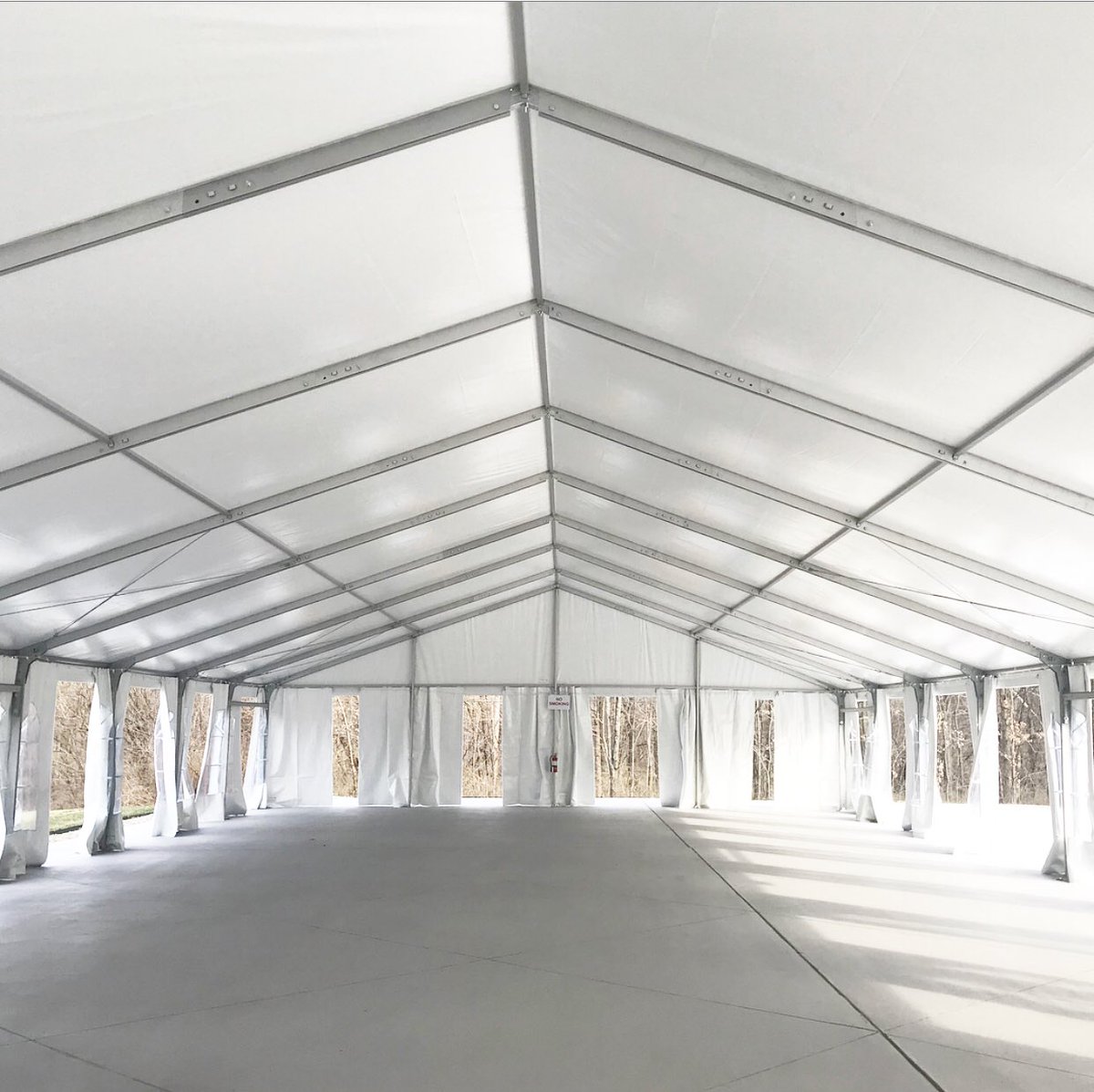 AClassicPartyRental tweet media