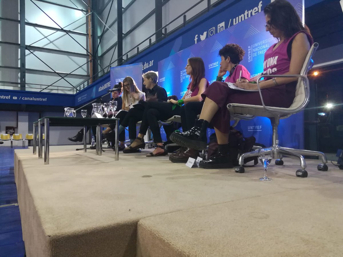 UNTREF's tweet photo. Inició la Mesa redonda: Activismo y pensamiento, con Judith Butler y el colectivo #NiUnaMenos. ¡Seguila en vivo! >> https://t.co/HzBo4SSeCW #ButlerEnUNTREF https://t.co/8hJr3QI9Kv