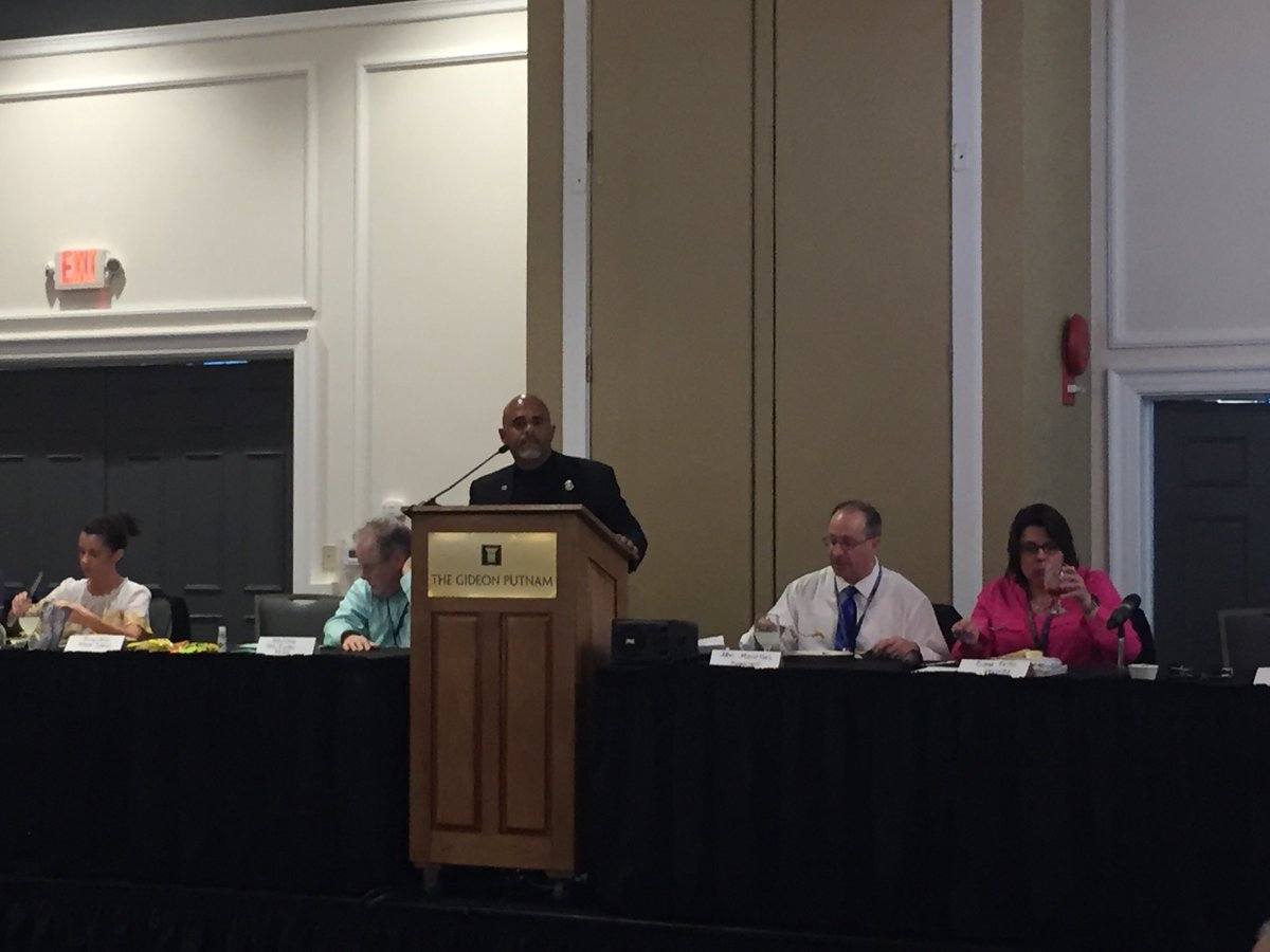NYSPEF's tweet photo. #PEF President @WayneSpence99 welcomes attendees and speaks on the importance of workplace Safety & Health at the joint #PEF #CSEA #NYSCOPBA #Council82 DOCCS Workplace Violence Training @ the Gideon Putnam in Saratoga Springs this evening. #UnionStrong #Winningthefuturetogether https://t.co/IYjy9drOAd