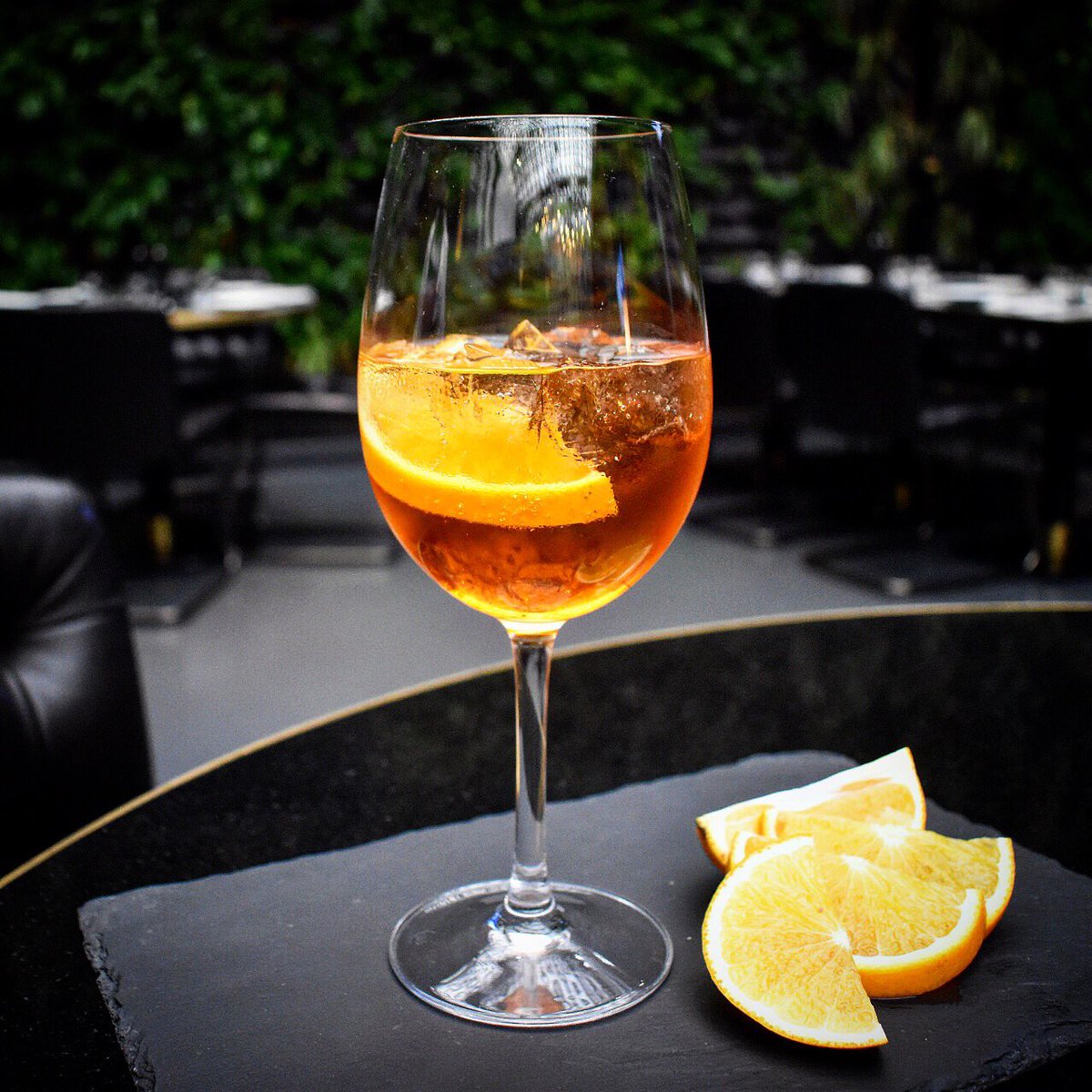 BeefbarMexico's tweet photo. Coctel y apetizer en cortesía para damas 💃🏻💃🏻💃🏻🍹🥟 #Aperol #Prosecco
Reserva al: 52638895
#restaurante #restaurantes #Polanco #CDMX #BeefbarMx #food #foodies #drinks https://t.co/gZkUgKg7GR