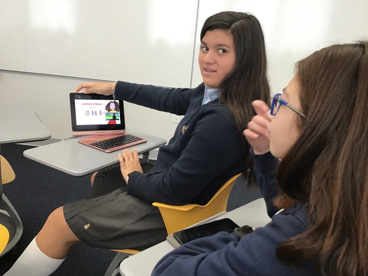 msmhamed7's tweet photo. 6 graders learning a song to practice numbers #XHSlanguage  #ClipperPride https://t.co/xVDO3OxhTK