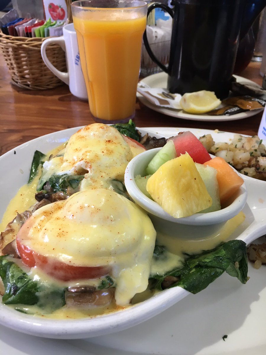 harmonyhelen's tweet image. #BreakfastGoals #FirstAwakenings @FirstAwakenings #PacificGrove #California #AprilDeskEscape