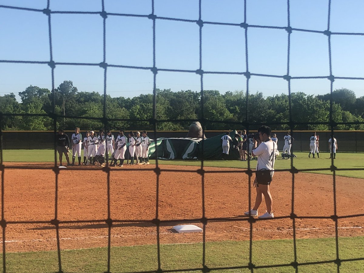 Senior Night at Softball! <a href="/MCHSramSB/">Mayde Creek Softball</a> GO RAMS!