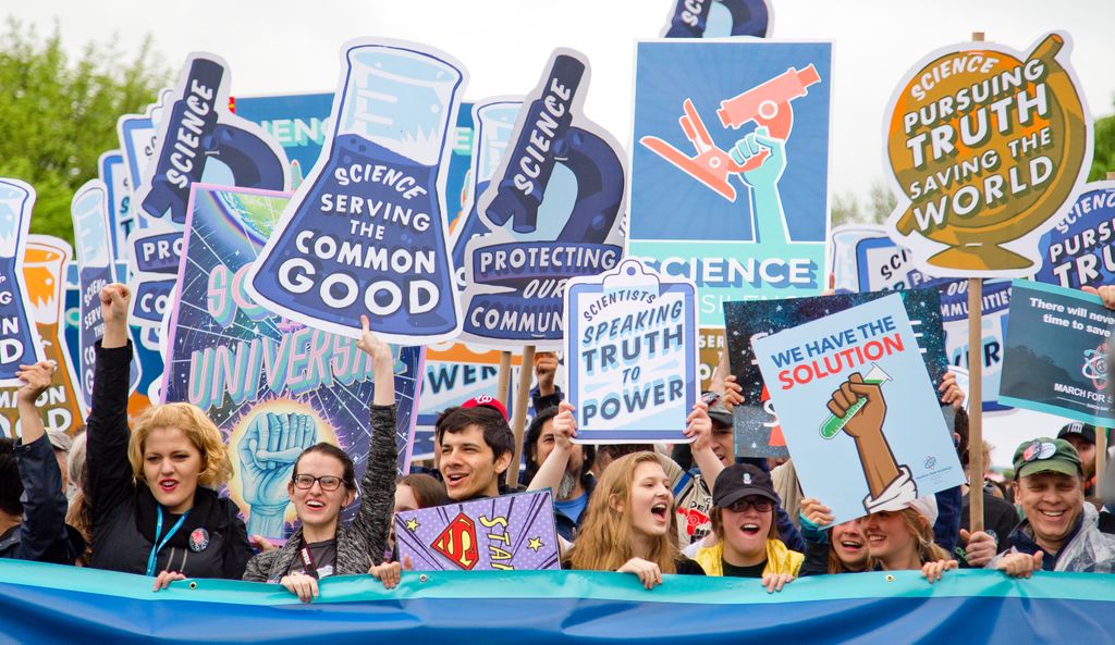 MarchOnMemphis's tweet photo. Contagious smiles and colors: The March for Science (formerly Scientists' March on Washington) is a recurring non-partisan event that raises awareness of  the misrepresentation and exclusion of scientific knowledge in politics.

#marchforscience #SaveTheChildren 

Vlad Tchompalov https://t.co/ox8E9G75ej