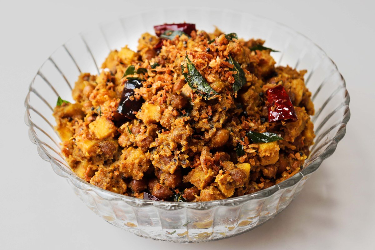 NeethaRajeev's tweet photo. Kerala Style Koottu Curry Vishu Sadya Recipe
https://t.co/5Zz52BlvBE
#curry #recipe #vishu #sadya #kerala #onam #koottucurry #neethas #tasteland #neetha #dinner #kitchen #cooking #lunch #world #festival #payasam #snacks #food #youtube #videos #vlogs #malayalam https://t.co/8DLhG9GYQa