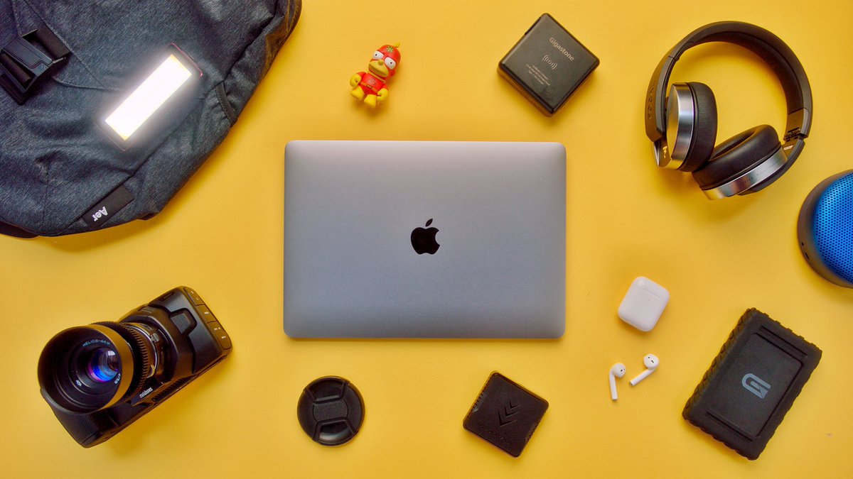 tldtoday's tweet photo. New video! 💥

What’s in my Tech Bag 2019 Edition! -

https://t.co/eKVvd7g0s3

Edited this live on stage with @austinnotduncan tonight 👀 https://t.co/VwokjmM1vb