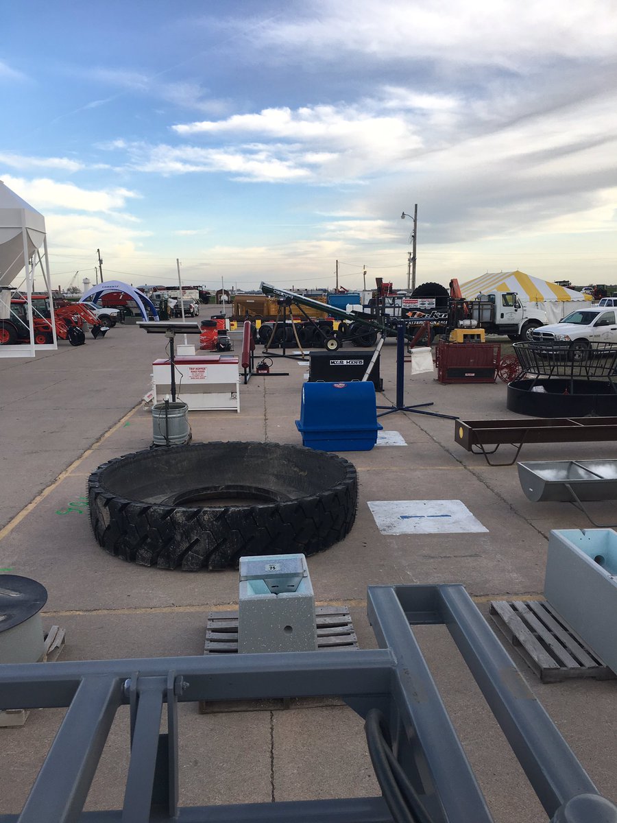 GBCoopSeed's tweet photo. All ready for the Great Bend Farm Expo. Come by Booths 702-720 and see all the Great deals we have at  #StarExpos https://t.co/1RgR7Al0xv