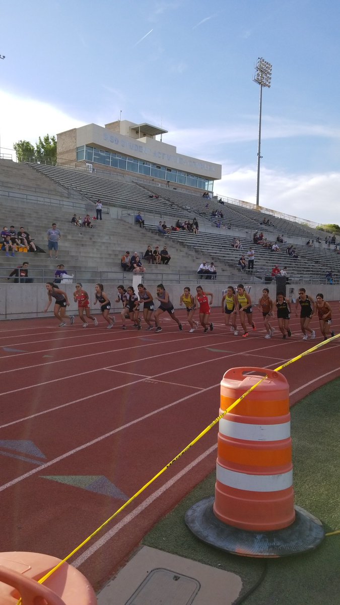 AHernandez_ADM's tweet photo. 2-5A District finals all week at the SAC!  #TeamSISD https://t.co/kw8mZdrd2f