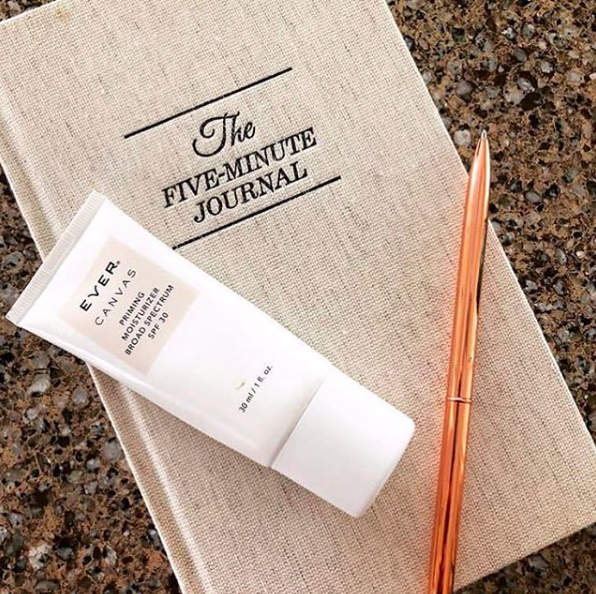 EVERskincare's tweet photo. 🗣Say it with us – “Sun protection... Every. Single. Day.” Our favorite superfood-powered, matte-finish SPF? CANVAS Priming Moisturizer Broad Spectrum SPF 30 ✨ Shop here: https://t.co/HZ2caFW9gS  (Photo via _findthebeauty_) https://t.co/zHokMRBE7j
