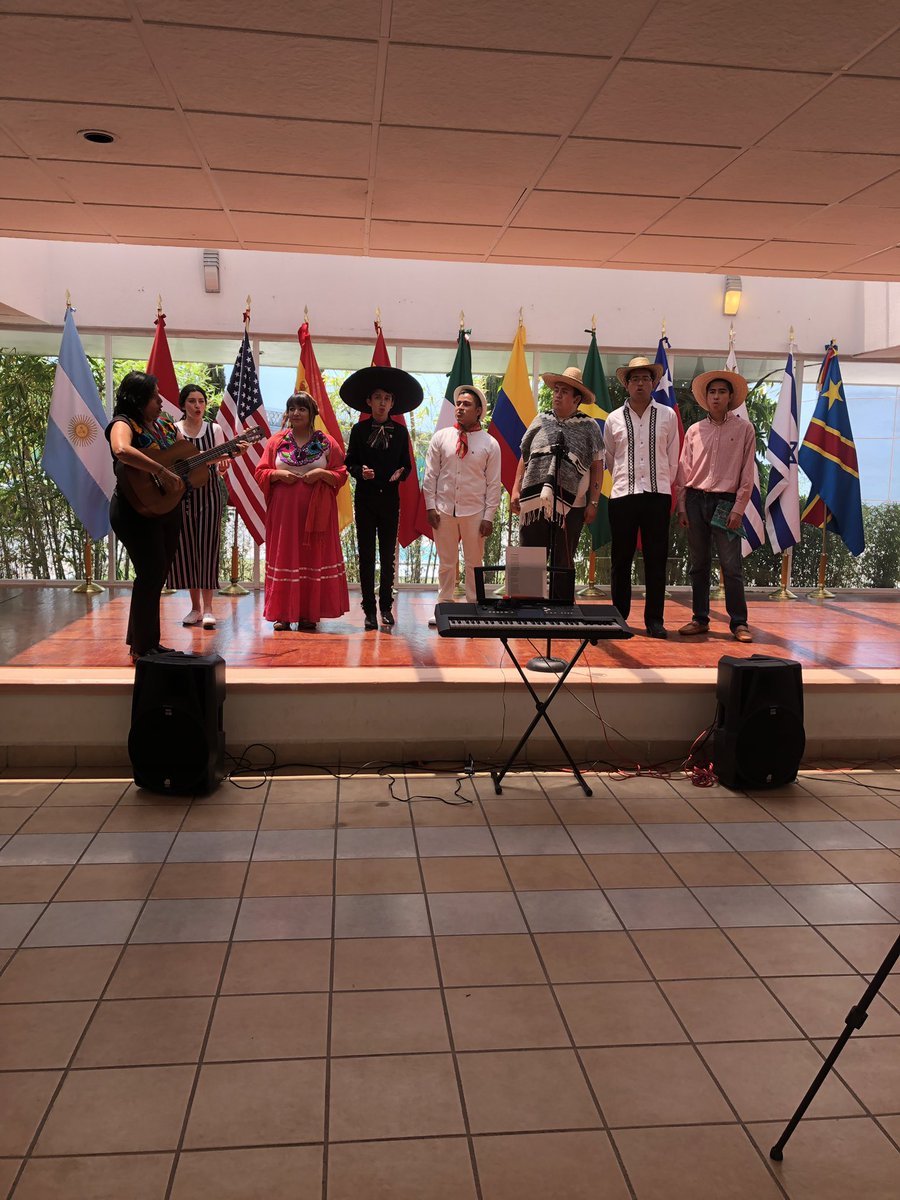 uneve_rec's tweet photo. EXCELENTE el Recital que nos ofreció nuestro Ensamble Vocal VIENTO NUEVO. https://t.co/2g6ALBNQkc