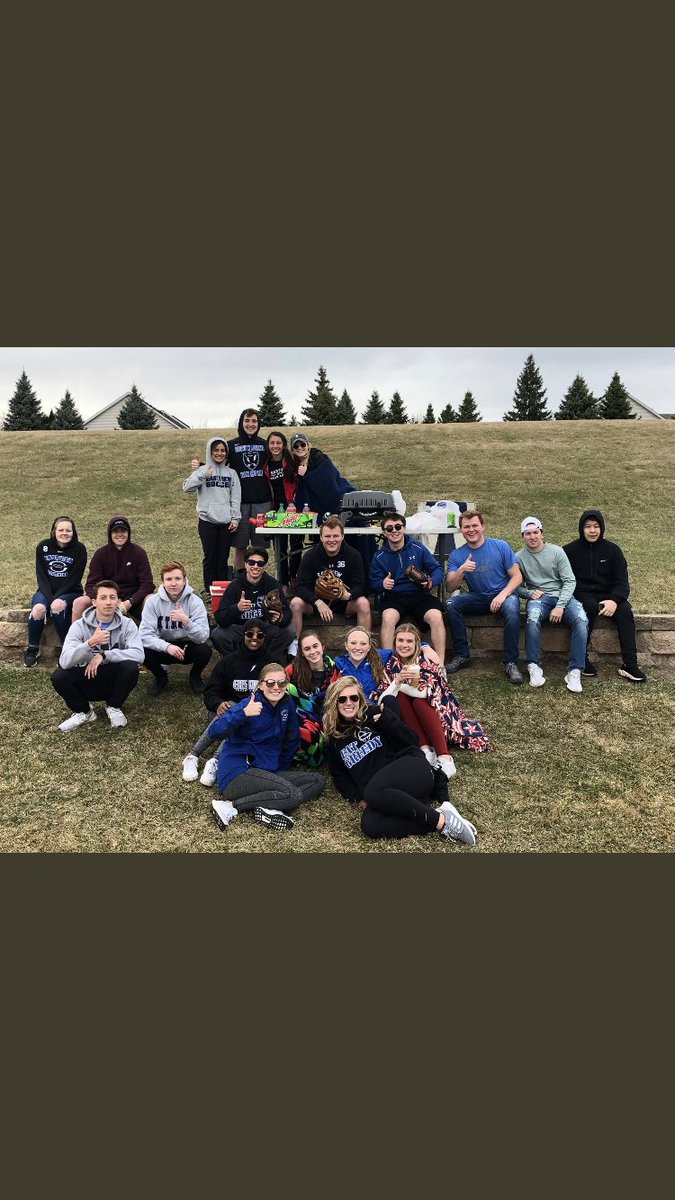 respectgrillers's tweet photo. Another fun day of Grilling and a great outing by our boys! Time to keep the W��s rolling ⚡️😈 #GrillTeam6 https://t.co/WUMW4EqdBf