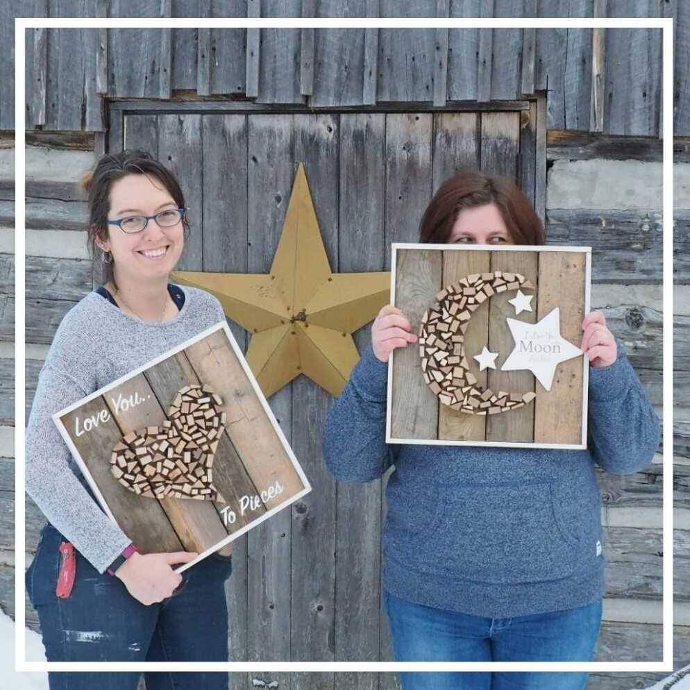 limestoneart's tweet photo. Welcome Liz and Em @
Wood Chip Workshops to the Kingston Limestone Art Show at The Kingston 1000 Island Sportsplex. 
@canadacouncil
@craftontario
@torontoarts
@ctvnews
@artsnetottawa
@tweedarts
@qac1967 
@pecartscouncil 
@artsottawa 
@artsking
@kingstonist
#limestoneartshow https://t.co/44IP9qsjM5