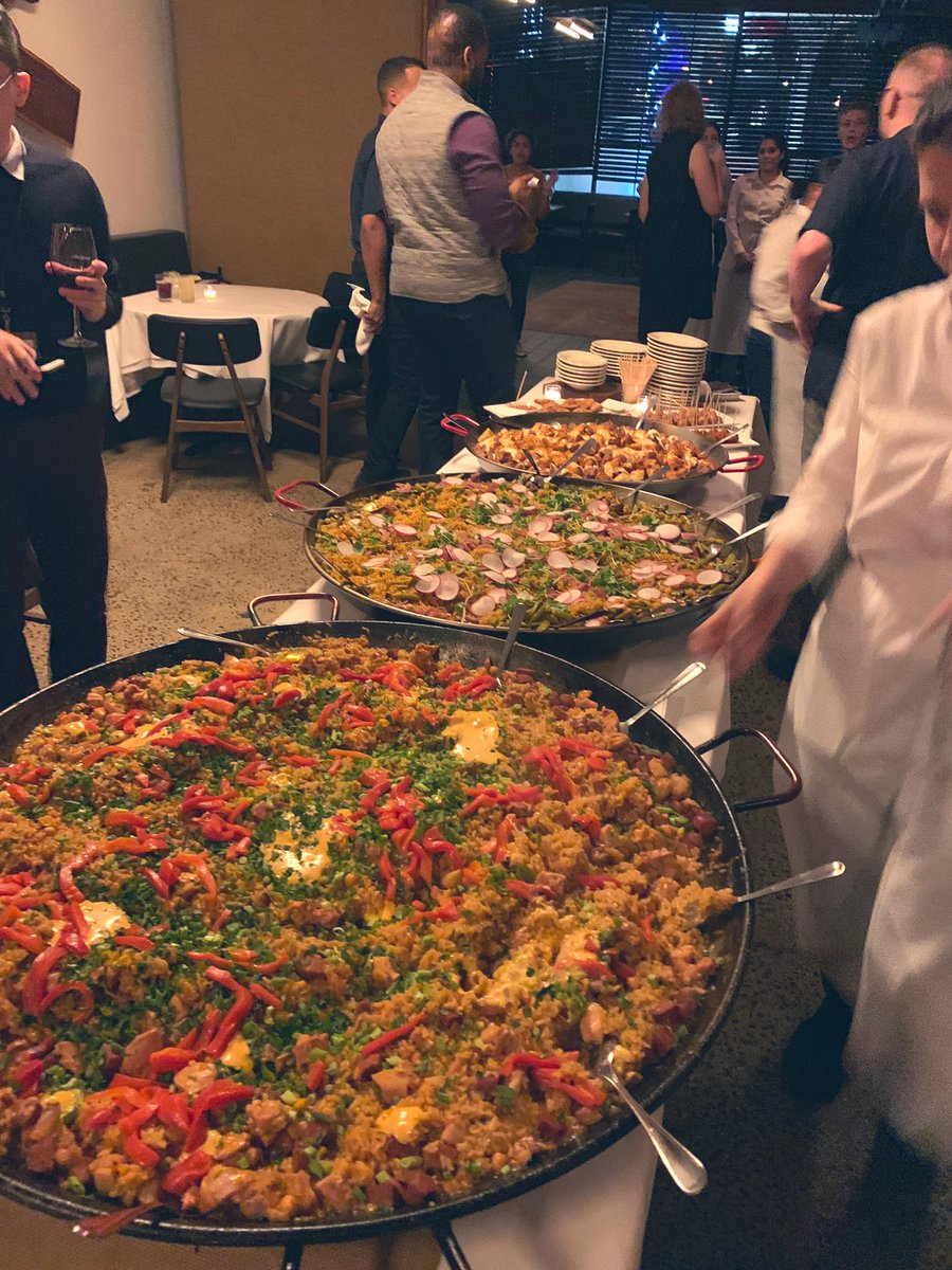 KQBforLaw's tweet photo. It’s a paella party! Enjoying the members of #YLS2022 at #ASP19 https://t.co/qMrvBTIIVl