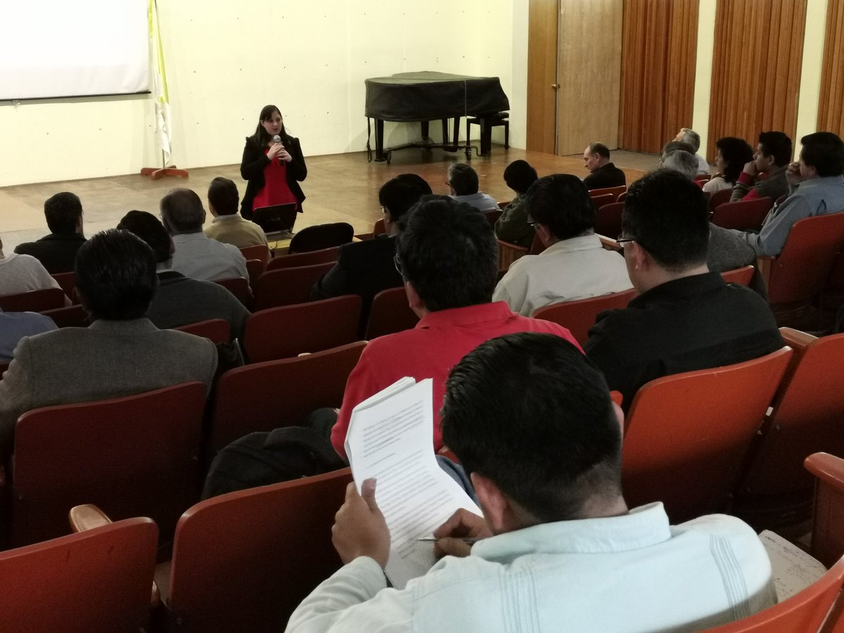 soyhugh's tweet photo. Hoy nos tocó apoyar en la formación de los Diáconos permanentes de la Arquidiocesis de México @Cenyeliztliac @padrecipriano https://t.co/zuBv0cS7Rn