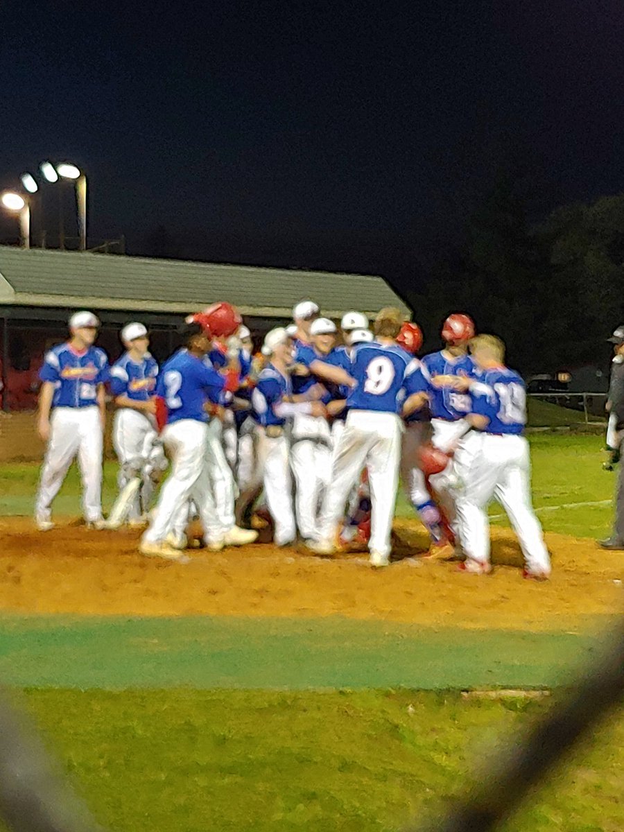 Kal Oakes tweet media