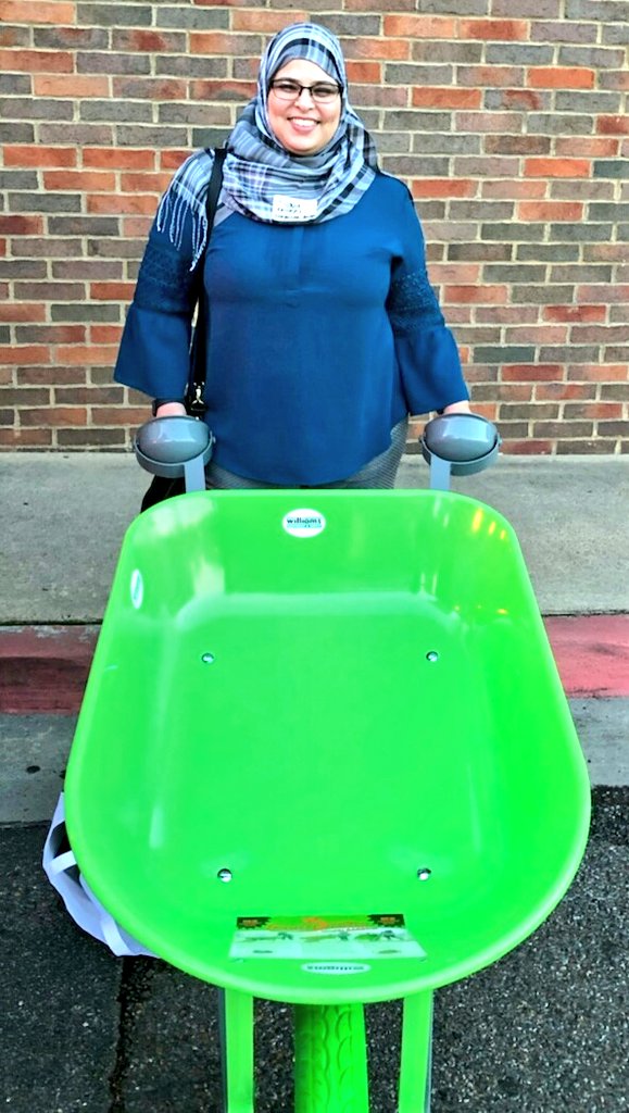braganzadesign's tweet photo. Congrats to @soniaraheel1 for winning #greenwheelbarrow at #CSIMemphis #Buildit2019 https://t.co/e1NgEGrRhZ