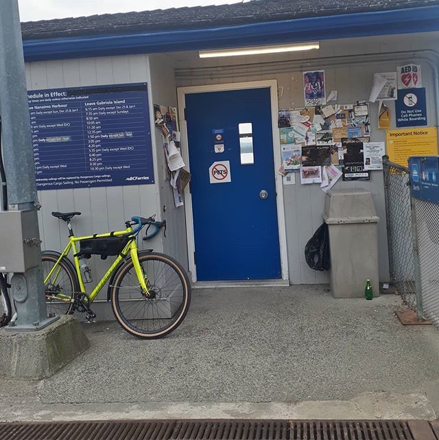 Julian is on a 5:35 boat back to the Big Island, anyone keen on #tacocx ? Roll out from the shop around 6:15. 7km, mixed surface, maybe longer if the weather holds and the group is feeling adventurous? Let's go for a bike ride and eat some tacos! bit.ly/2D58QXN