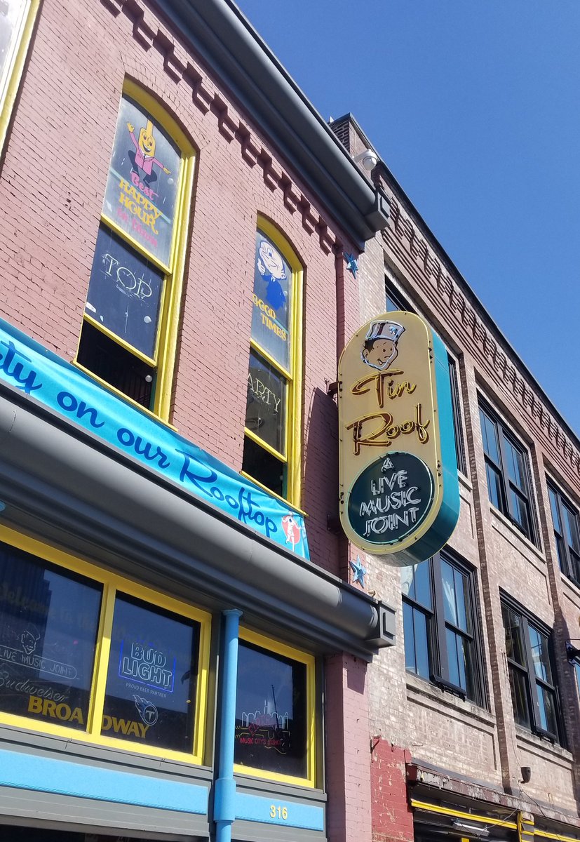 knoxroadtripper's tweet photo. Lower Broadway in @visitmusiccity is filled with signs both old and new. And while it isn't Times Square or the Vegas Strip it certainly catches your attention. #signs #lowerbroad #nashvilletn #travel #countrymusic #cities #madeintn https://t.co/8rNkqc5v9T
