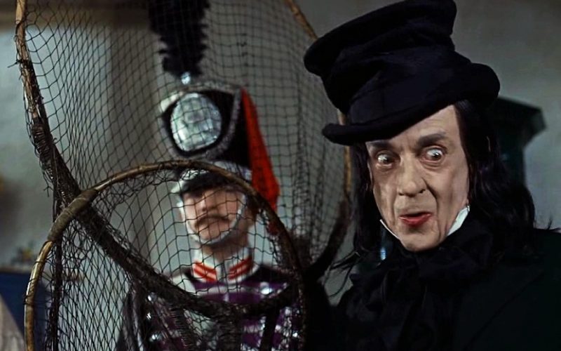 DoYouRemember? on Twitter: "Robert Helpmann -- 'Child Catcher' in Chitty  Chitty Bang Bang -- was born today in 1909. #Doyouremember #Nostalgia  #RobertHelpmann… https://t.co/cAK9IURmaN"