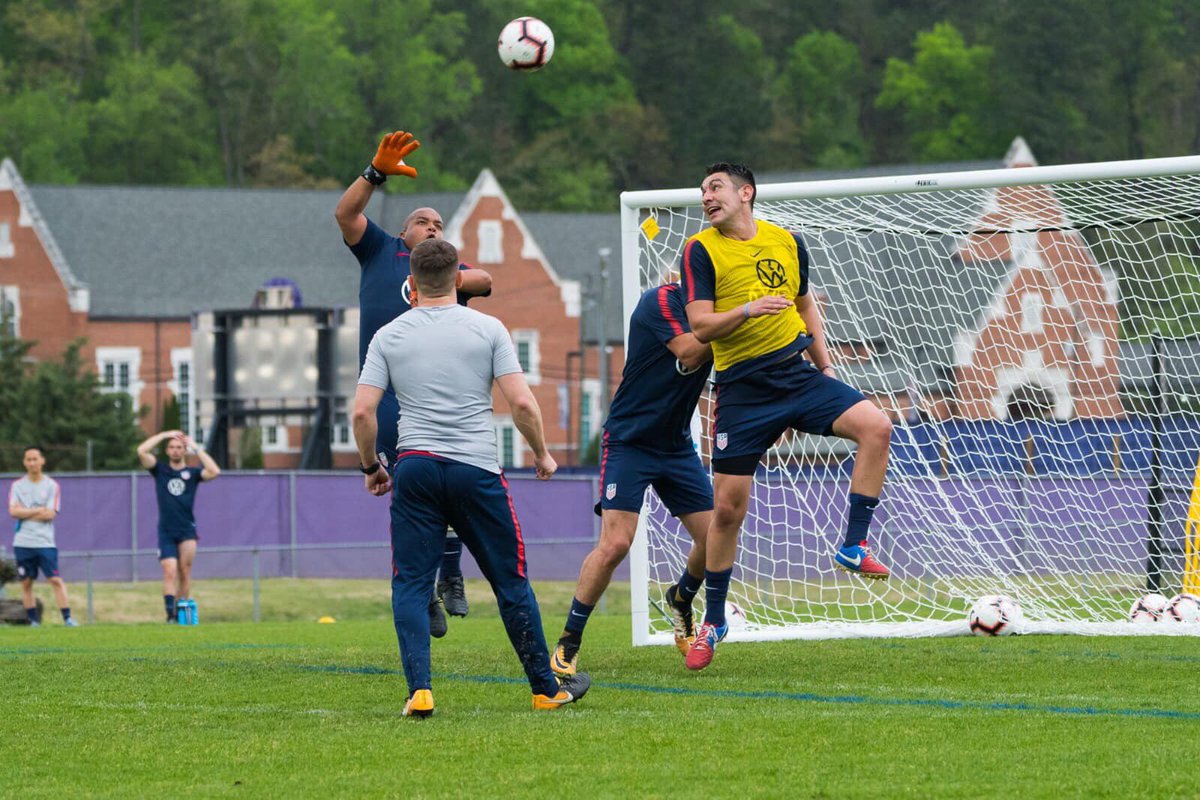 Muck_usa_1's tweet image. Having a great day at training. Working hard. @WestCoastGK #USPNT #standyourground @DynamoDashYouth
