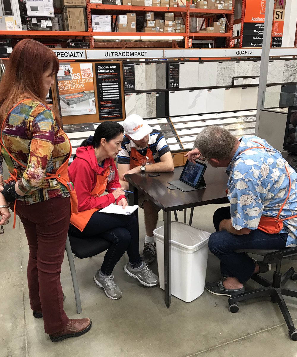 Fernando_0669's tweet photo. Thank you Todd from HDI for coming in and sharing the knowledge @ the Ranch! @Aaron_C_Gomez @Jeffbrennerhd @liza_erline @sam_rosenbergHD @NealJohnson37 @Fernando_0669 @NotoKara @JoshuaRichcreek @EddieHdi @Fernando_0669 #ALlin@theranch https://t.co/bb1DEIdTg5