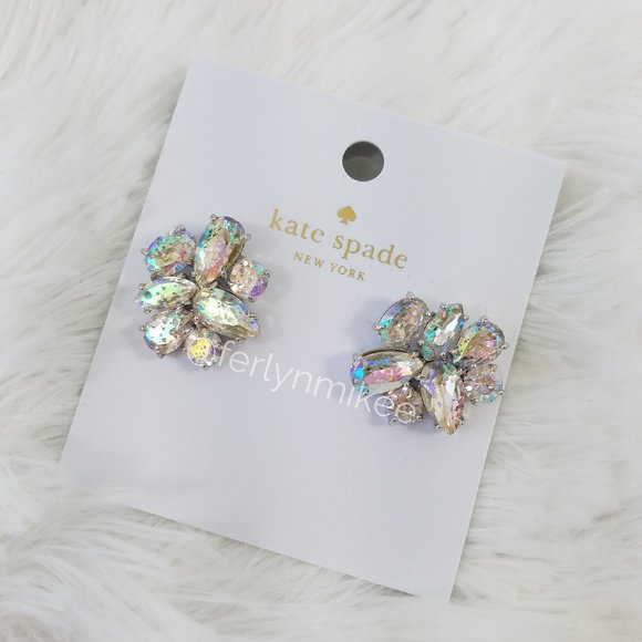 FabFunemployed's tweet image. So good I had to share! Check out all the items I&apos;m loving on @Poshmarkapp #poshmark #fashion #style #shopmycloset #lularoe #katespade: posh.mk/k5JxdgI4pV