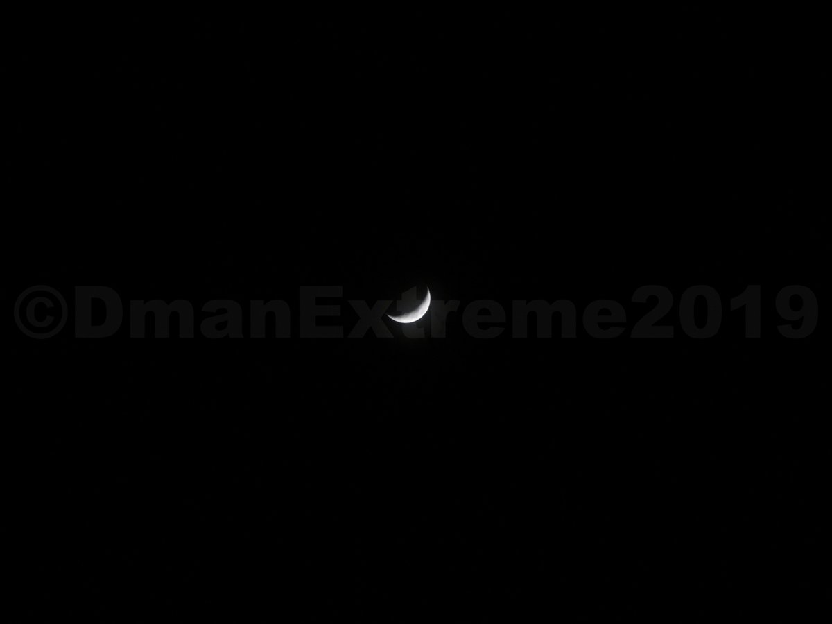 Dmanextreme's tweet photo. Just popping in real quick to say good night. https://t.co/paHIYVkgI4