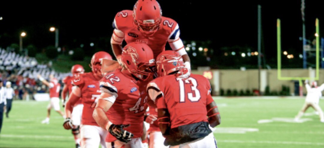 _LanceR53's tweet photo. Beyond blessed to receive an offer from Liberty University!! @CoachTCaso 🔵🔴#RiseWithUs #FIRE2TORM https://t.co/XLEl7GaJM1