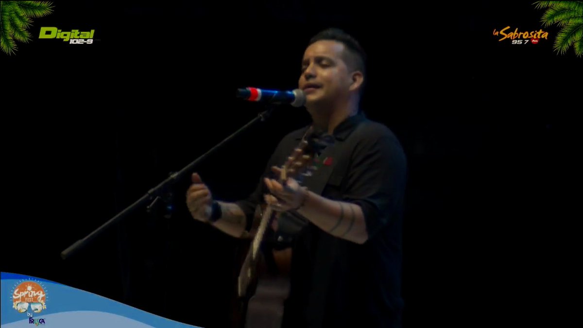 iSoyIsa_'s tweet photo. Aunque por motivos de salud no pudiera acompañarlos, disfrute verlos aunque fuera atra vez de una pantalla @Matisse_Mx... Pero que guapo de veía @pablopre, se tenía que decir y se dijo. 😍😍😍 https://t.co/vVEttChpPh