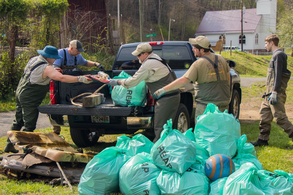 ENC_TU's tweet photo. It is #NationalVolunteerWeek! Thank you to our members, supporters, and volunteers for helping make everything we do possible. Thank you for giving of your time, talents, and treasury to help complete the @TroutUnlimited mission! #ENCTU https://t.co/9188kvplNM