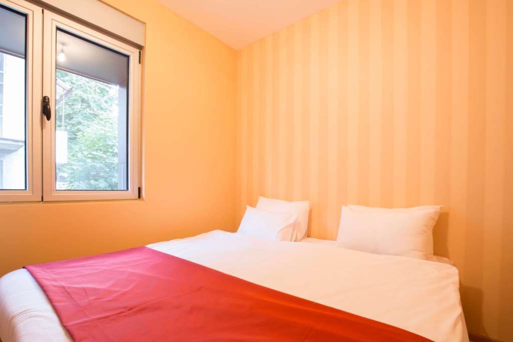 Gharpedia's tweet photo. Create your artwork by knowing WARM &amp; COOL COLORS. https://t.co/vlJbrEwp6Q Understand how to imply it for your interiors! #warmcolour #colour #coolcolour https://t.co/9c7M4ulTJ3