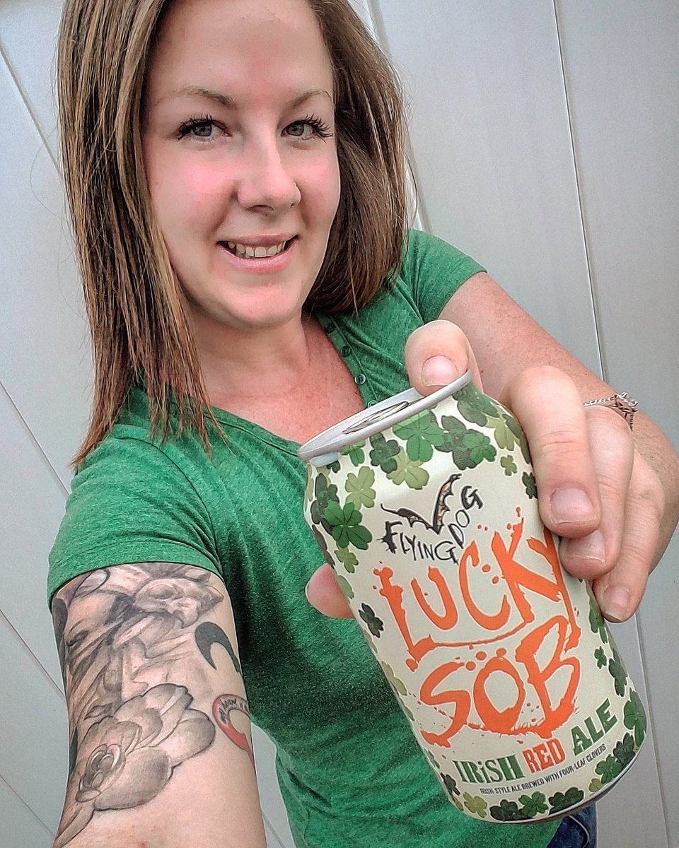 BThebrews's tweet photo. @FlyingDog Lucky SOB Irish Red ale, what a great tasting beer, it's a beer i can drink over and over again pretty much never get tired of it! 
#flyingdogbrewery #luckysob #irishredale #ale #englishale #greatbeer #irishpale #fourleafclover #craftbeer #beerselfie https://t.co/I0QwhmsNFM