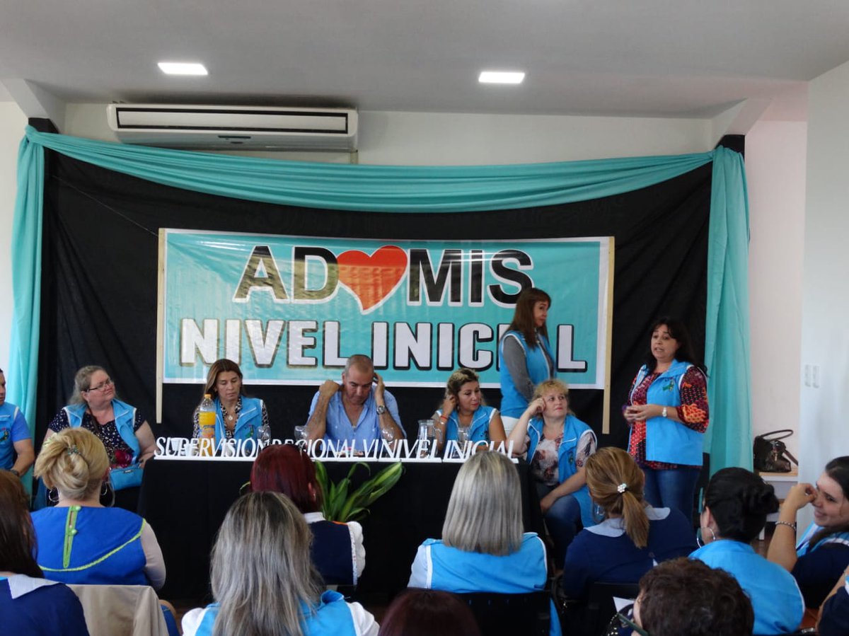 CristinaFretes4's tweet photo. Reunión con Delegadas escolares y departamentales UDPM Región VI y con Dir Nancy, Intendente e integrantes de Comisión directiva.  Gracias Marilu x la oportunidad.  @mariluleverberg @udpm_misiones @GriKrombauer @galarza_renzo @Andrsjulinrehe https://t.co/FSMH7WWEEv
